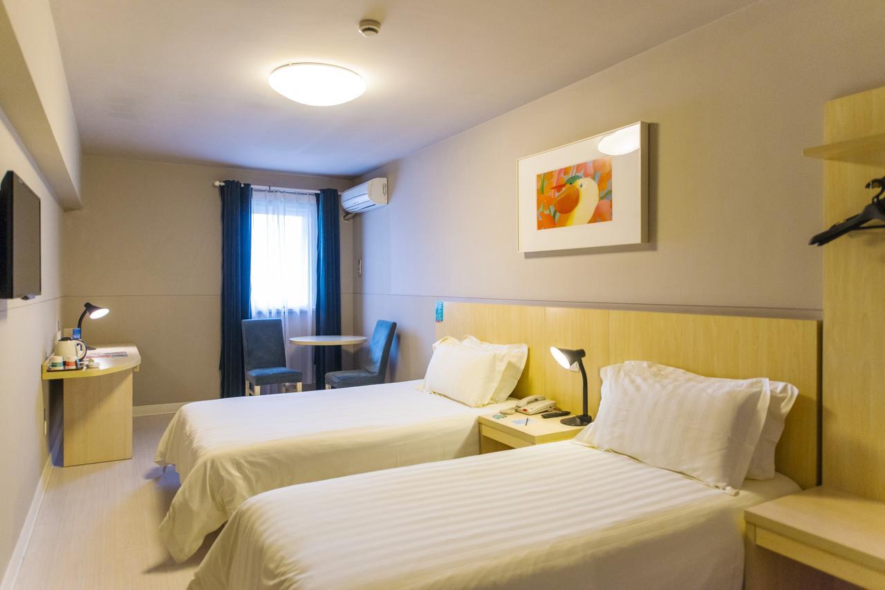 Jinjiang Inn Xianning Yinquan Avenue Hot Spring Hotel Kültér fotó