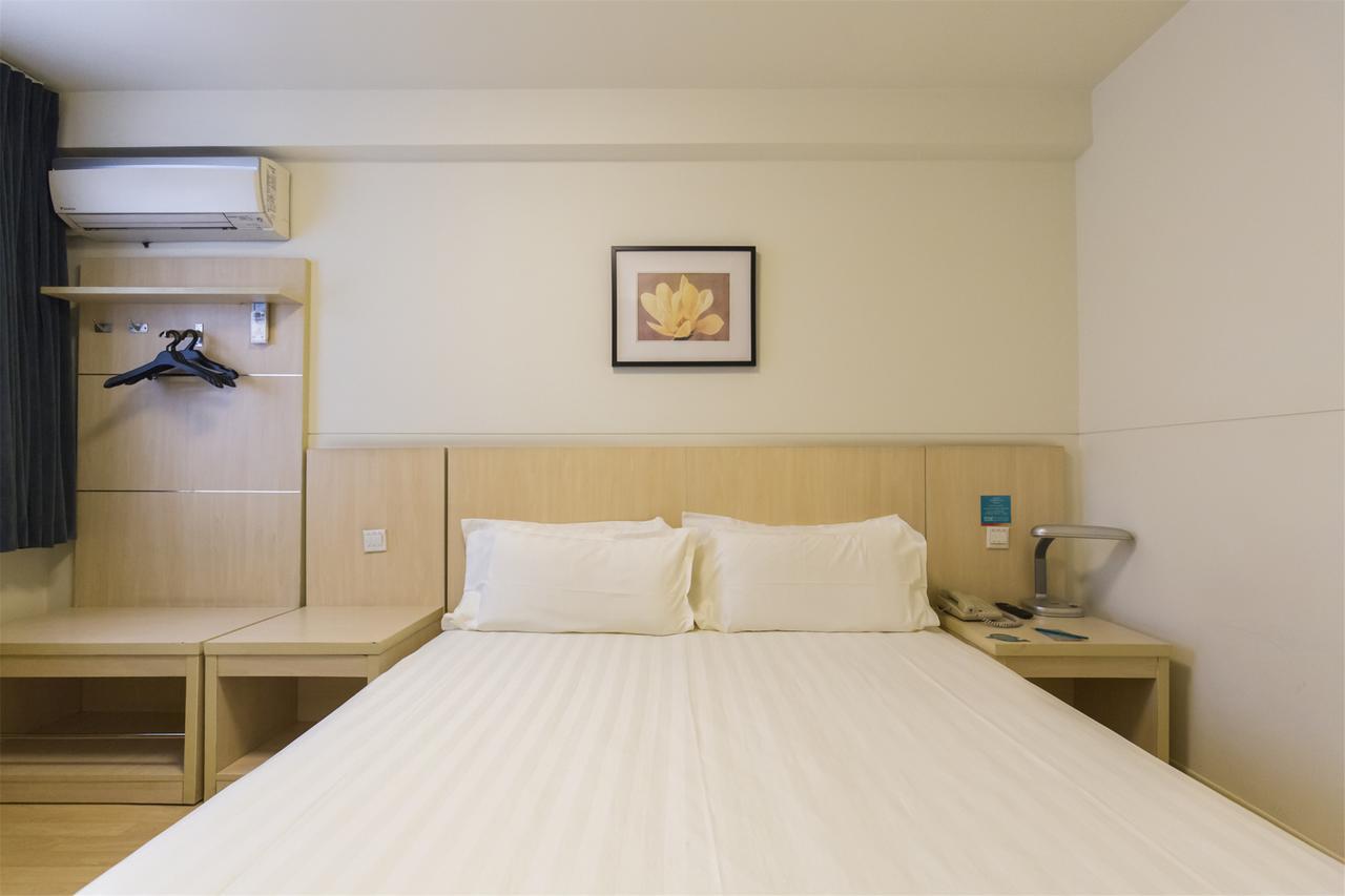 Jinjiang Inn Xianning Yinquan Avenue Hot Spring Hotel Kültér fotó