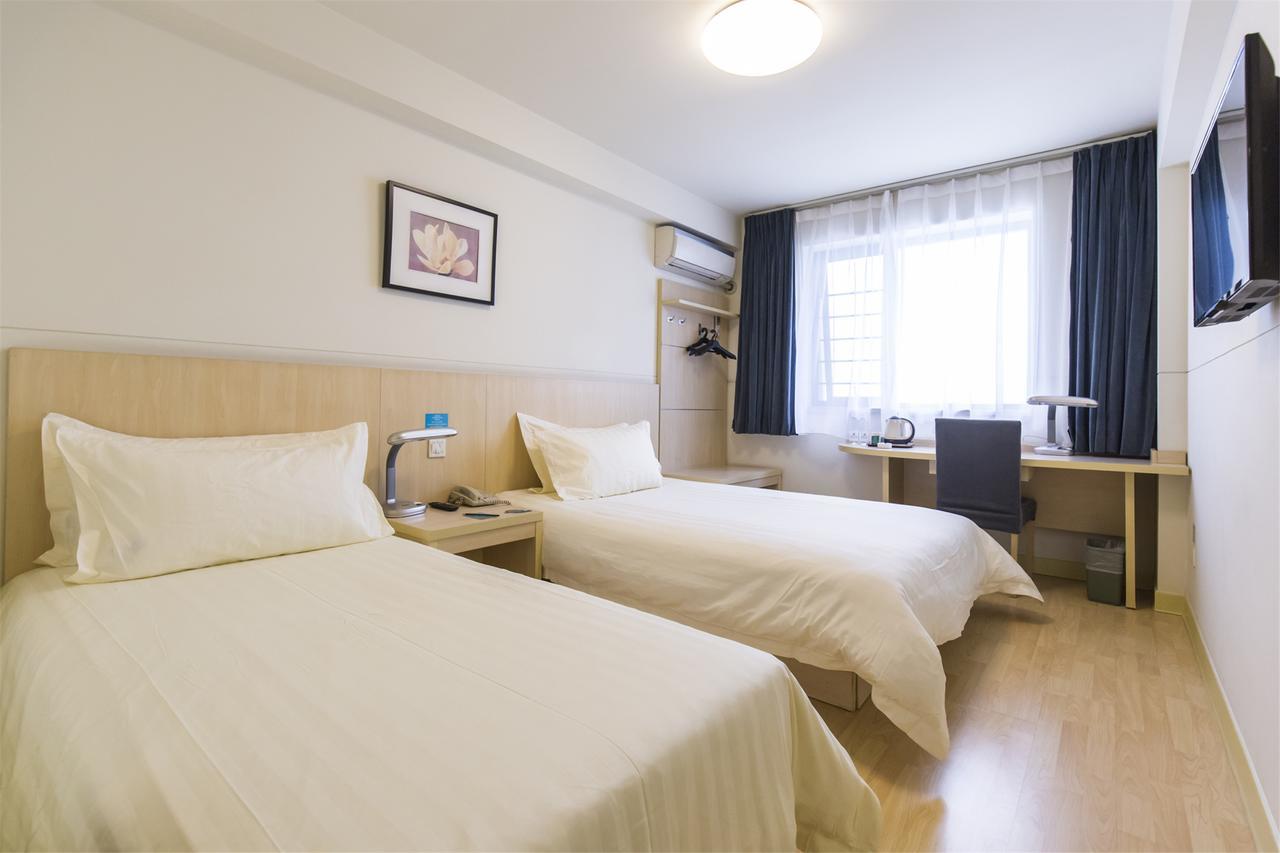 Jinjiang Inn Xianning Yinquan Avenue Hot Spring Hotel Kültér fotó
